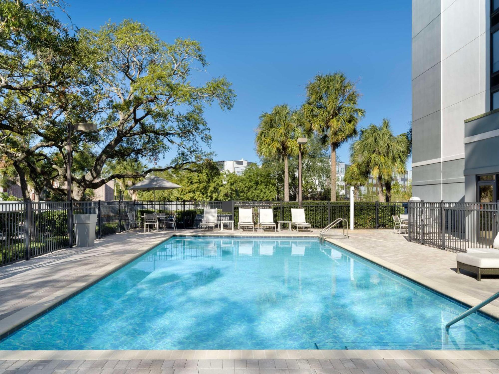 Hyatt Place Tampa Busch Gardens Экстерьер фото