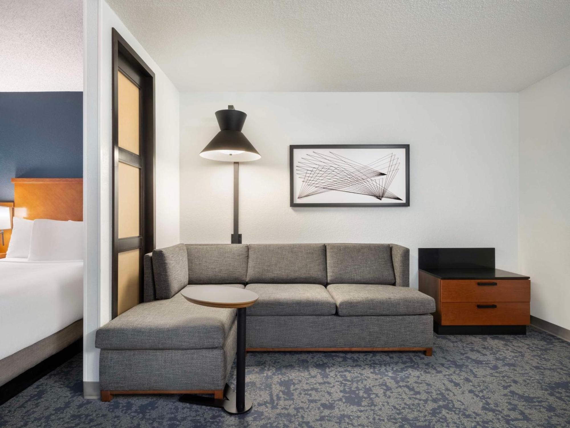 Hyatt Place Tampa Busch Gardens Экстерьер фото
